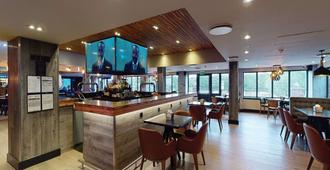 Village Hotel Wirral - Bromborough - Bar