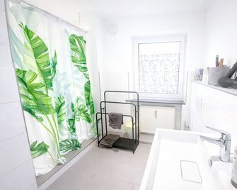 Katies Apartment I Near Regensburg - Private Infrared Sauna, Balcony, Bbq & Parking - Nittendorf