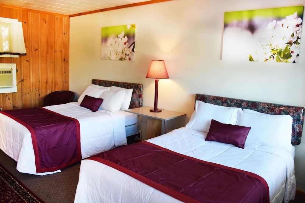 Inn on The Hill - Lake George