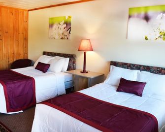 Inn on The Hill - Lake George