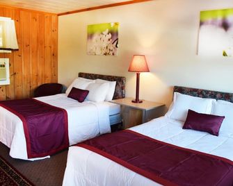 Inn on The Hill - Lake George