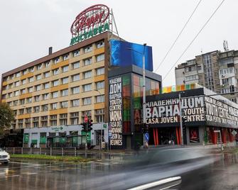 Hotel Orbita - Varna - Rakennus