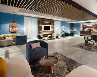 Hawthorn Extended Stay by Wyndham Kingman - Kingman - Oleskelutila