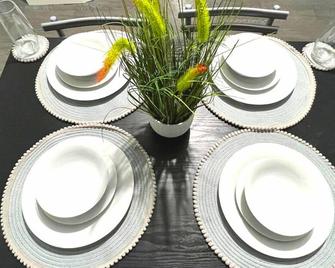 Chantry Suites - Grimsby