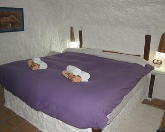 Cuevas El Guindas - Baza - Bedroom