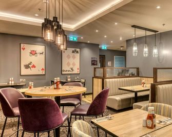 Premier Inn London Waterloo - Lambeth Road - London - Nhà hàng