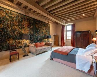 Castle of Boigneville. 5-star residence for rent 80 kilometers from Paris. - Maintenon - Chambre