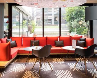 ibis Paris Pont de Suresnes - Suresnes - Salónek