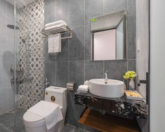 Nature Hotel - Nam Ky Khoi Nghia - Dalat - Koupelna