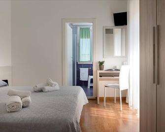 Hotel Kursaal - Bellaria-Igea Marina - Bedroom