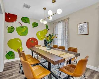 Beautiful 5br Houston Designer Villa - Houston - Dining room