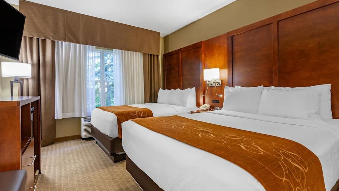 Comfort Suites Marquette