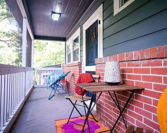 Explore & Bike from Upscale Cabin near Brevard - Penrose - Balcony