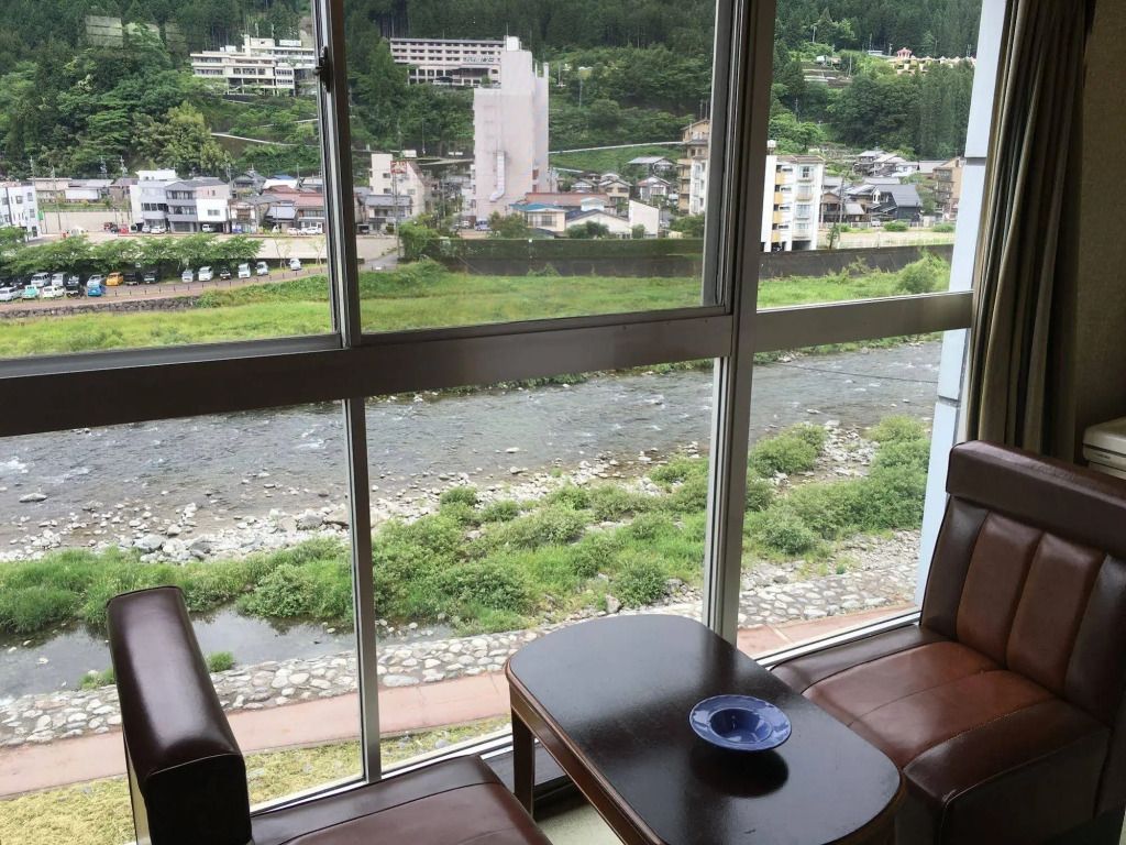 Suzunami - Gero - Salon