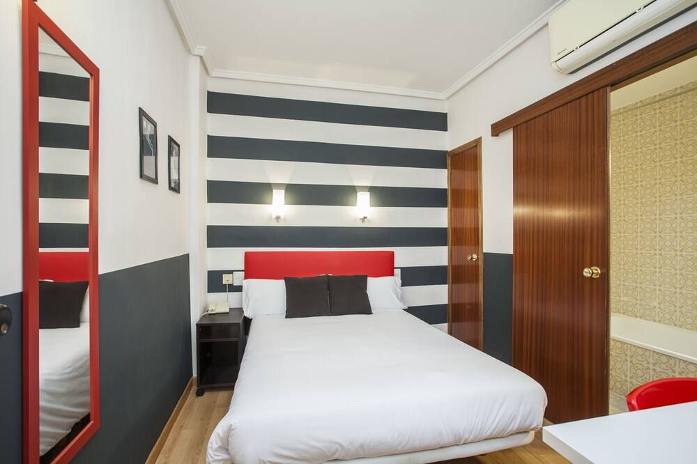 هوتل فالنسيا دي لا موزيكا