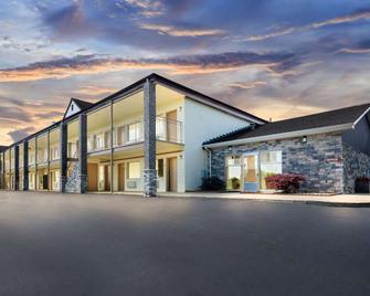 Econo Lodge Lynchburg - Lynchburg