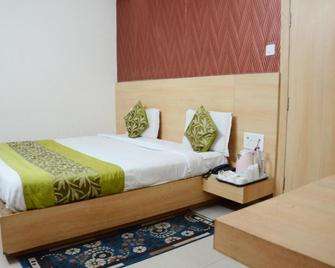 Hotel hari palace - Jhānsi - Bedroom