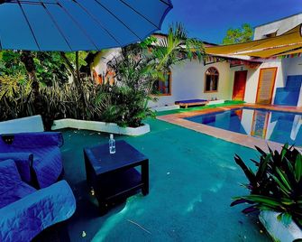 The Galapagos Pearl B&B - Puerto Ayora - Pool