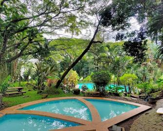 Grand Mulia Sakinah Boutique By OYO Rooms - Prigen