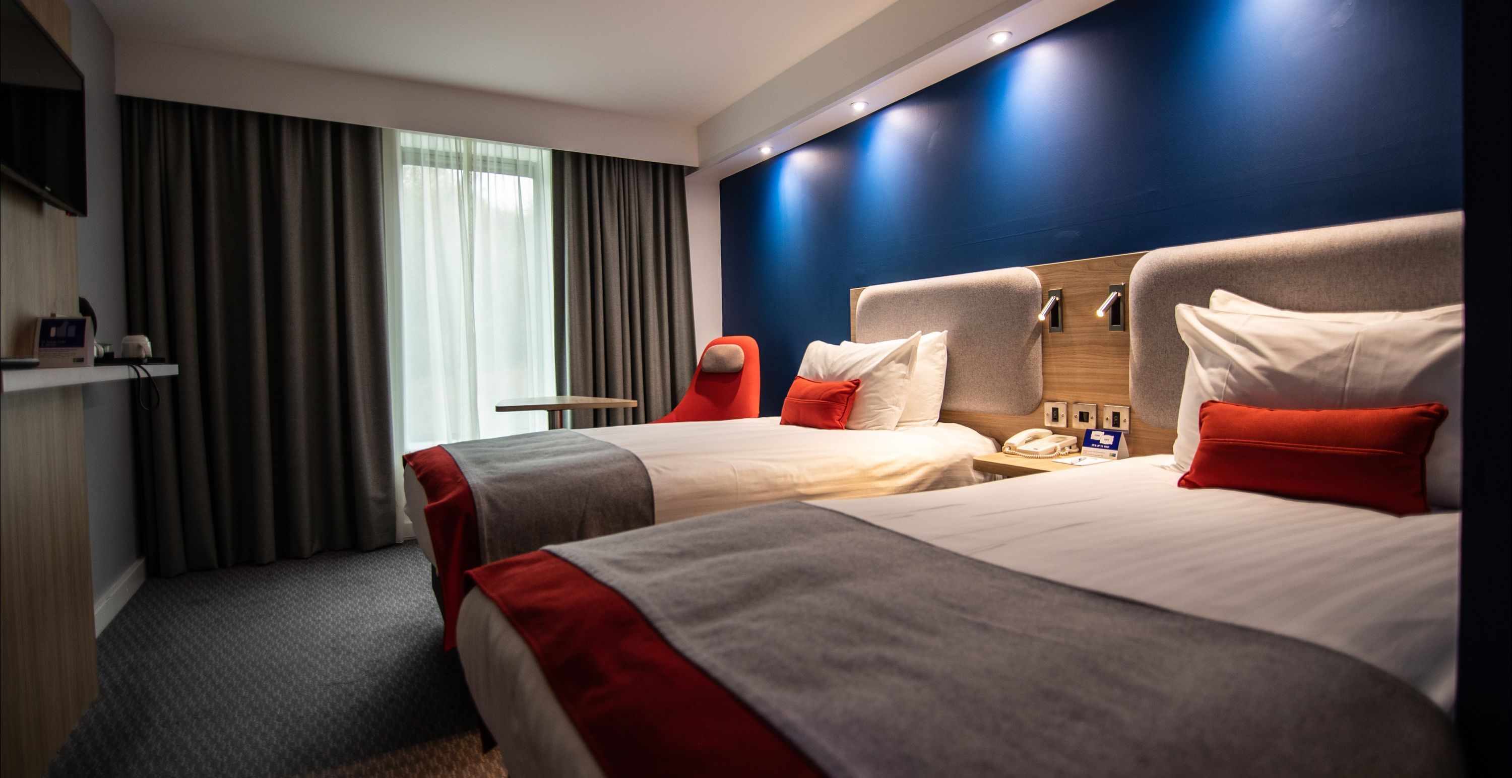 هوليداي إن إكسبرس ٓر ان ان تشتانتشتي ديٓأرير ر رت آ آي آيتش جي - Stansted - غرفة نوم