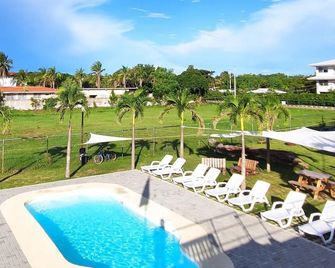 Nomada Republic Hotel Punta Chame - Punta Chame - Piscina