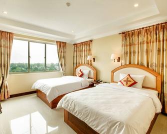 Classy Hotel - Battambang - Bedroom