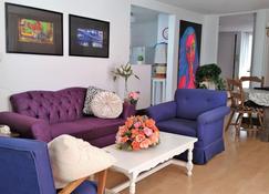 Downtown for bisnes or vacations. New - Puebla City - Living room