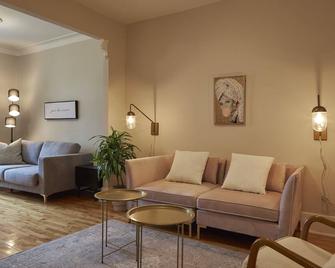 Votre Nouveau Chez-vous Dans le Plateau ! - Montreal - Sala de estar
