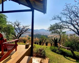 Wide Horizons Mountain Retreat - Manzini - Balkon