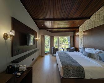Kufri Heritage Resort & Spa - Shimla - Bedroom