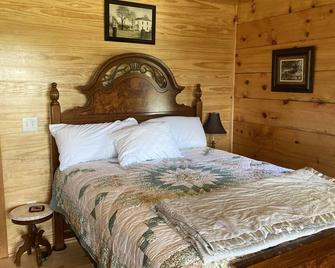 Brand new Log Cabin. Secluded on 62 acres - Stuart - Habitación