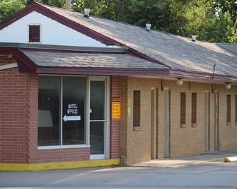 The Inn - El Dorado - Gebäude