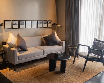 Terratone Boutique Business Hotel - Kollam - Soggiorno