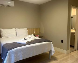 Geminado Casa 2 Alto Padrão 3 Quartos - Joinville - Bedroom