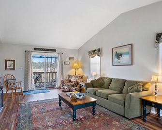 Catch Of The Day - Chincoteague - Huiskamer