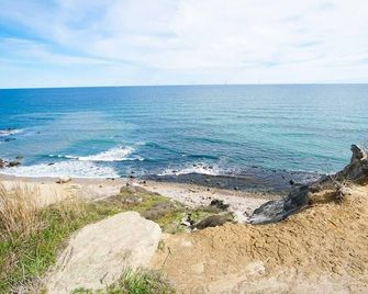 Island Manor Resort - Block Island - Beach