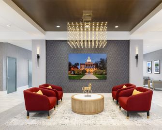 DoubleTree by Hilton Concord Downtown - Concord - Ingresso