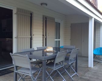 Lodge 6/8 people near St-Tropez - Gassin - Patio