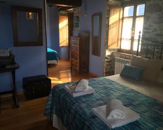 Os Tres Teixos - Barreiros