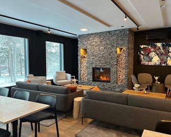 Wilderness Hotel Juutua - אימרטי - טרקלין