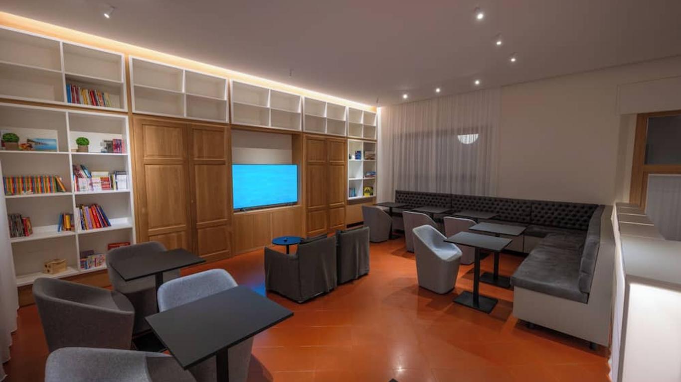 Hotel Moderno