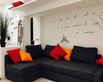 Isola Flat - Milano - Soggiorno
