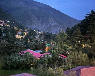 Gagan Resort - דרמאסאלה - נוף חיצוני