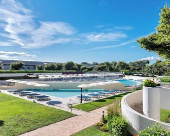 Voi Alimini Resort - Torre Dell'Orso - Piscina