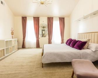 Mountain Majesty - Rock Hill - Bedroom