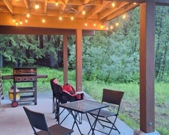 1br @ Red Mountain-Ski / Bike- Sauna - Rossland - Patio