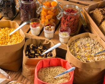 ibis Granville Port de Plaisance - Granville - Building