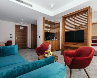 Central Point Hotel - Belgrado - Huiskamer