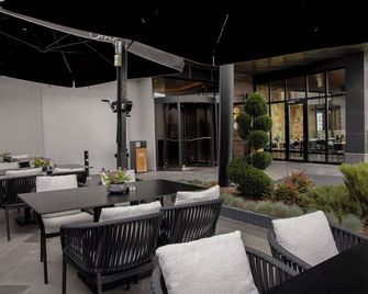 Hilly Hotel - Edirne - Innenhof