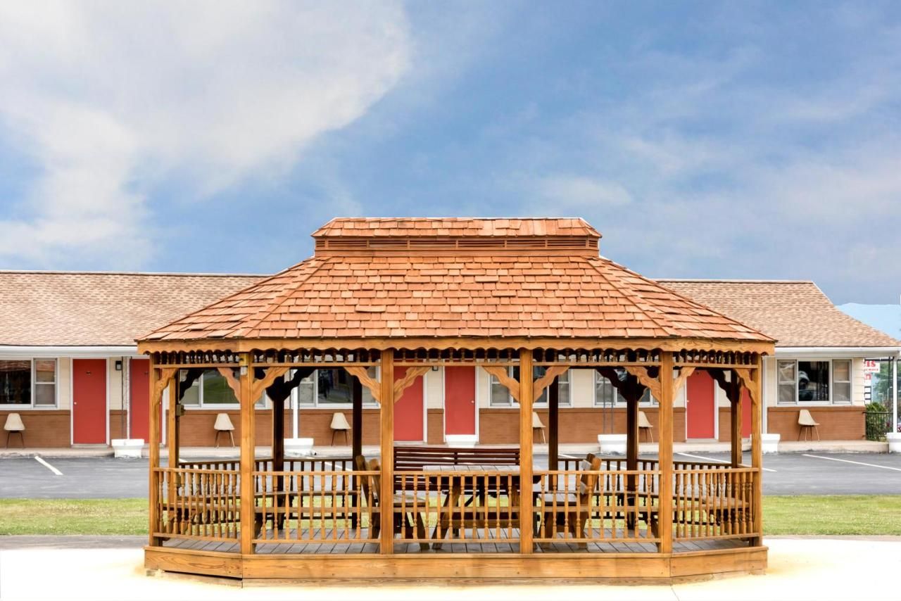 Budget Inn